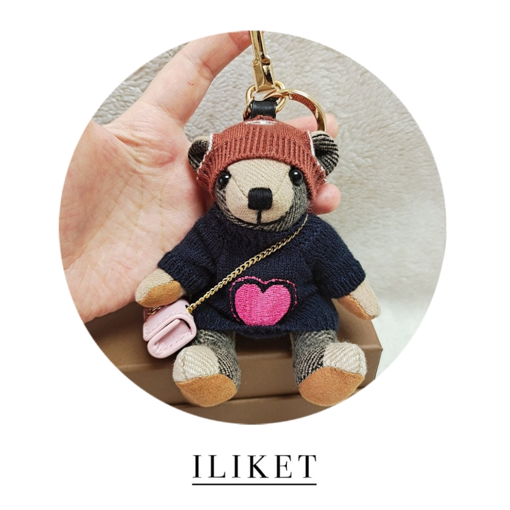 1:1 Thomas Bear Charm Navy blue sweater with pink heart cute bag rainbow pendant party fashion ornament bag pendant girlfriend boyfriend bear car interior decoration