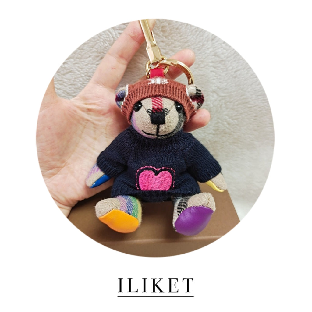 1:1 Thomas Bear Charm Navy blue sweater with pink heart cute bag rainbow pendant party fashion ornament bag pendant girlfriend boyfriend bear car interior decoration