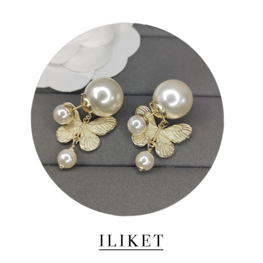 CD Butterfly Pearl Stud plated 18k gold& mother of pearl Earrings Vintage Earrings